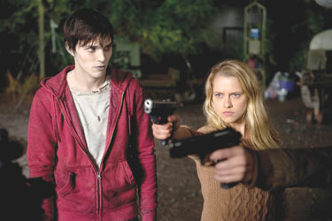 Warm Bodies: Nicholas Hoult (left)