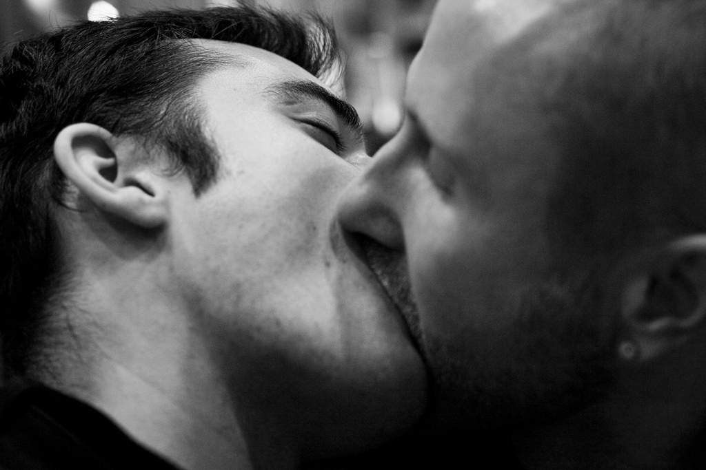 gay condom french gay condom french