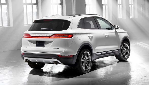 15LincolnMKC_02_hr.jpg