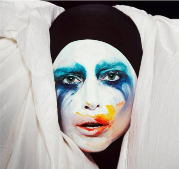 gagaapplause.jpg