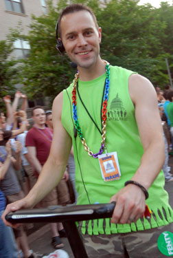 #323 of 400 : 2009-06-18_1214_43763.jpg