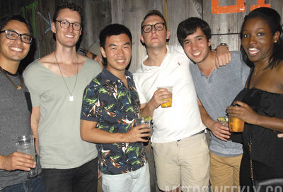 thumbnail photo