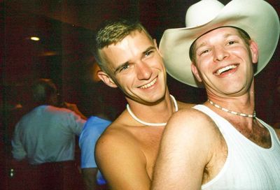 RetroScene: All around DC in 2000 #9
