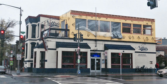 Nellie's Sports Bar, Photo by JD Uy