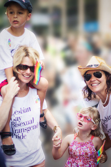 Sarah Kate Ellis and family