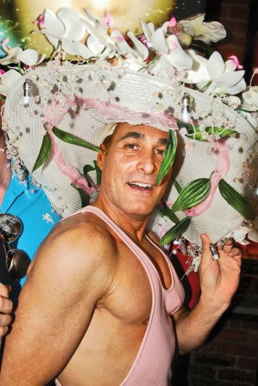 Easter bonnet at JR.'s Photo by Ward Morrison