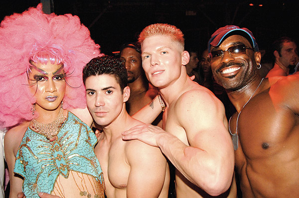 Velvet Nation - Photo: Henry Linser