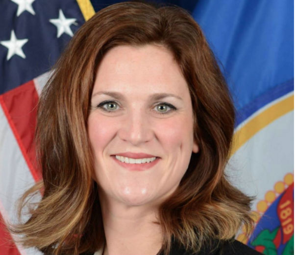 Official photo of Commissioner Emily Johnson Piper (Photo: Minnesota Department of Human Services).