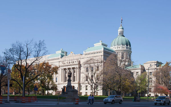 Indiana State Capitol building (Photo: Diego Delso, via Wikimedia Commons).