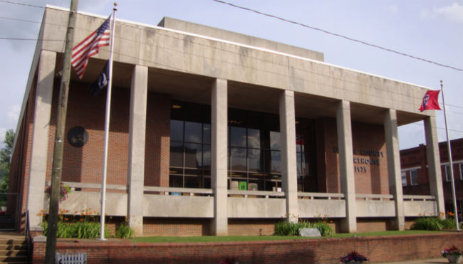 Unicoi County Courthouse (Photo: courthouselover, via Flickr).
