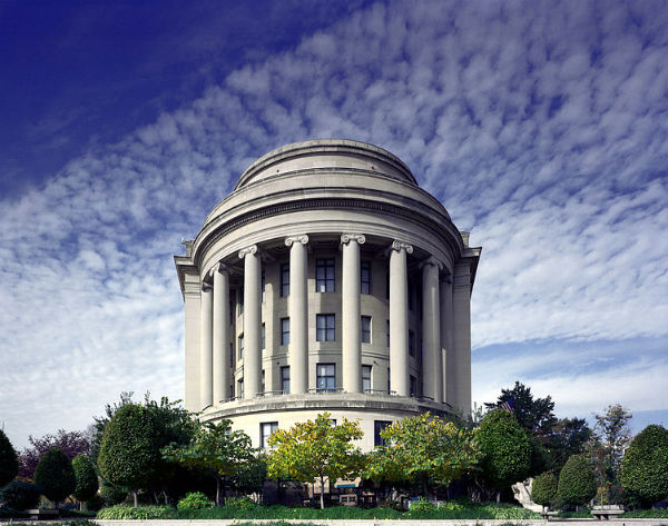 The Federal Trade Commission Building, originally known as the Apex Building (Photo: Carol M. Highsmith, via Wikimedia Commons).