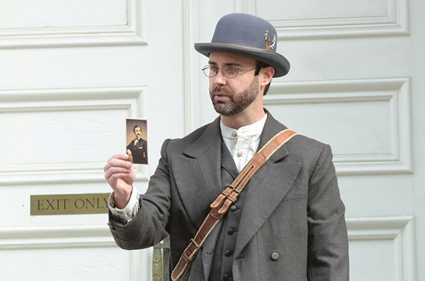 William Diggle as Detective James McDevitt -- Photo: Gary Erskine