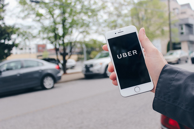 New York Uber Driver Kicks Lesbian Couple Out Of Car For Kissing Metro Weekly