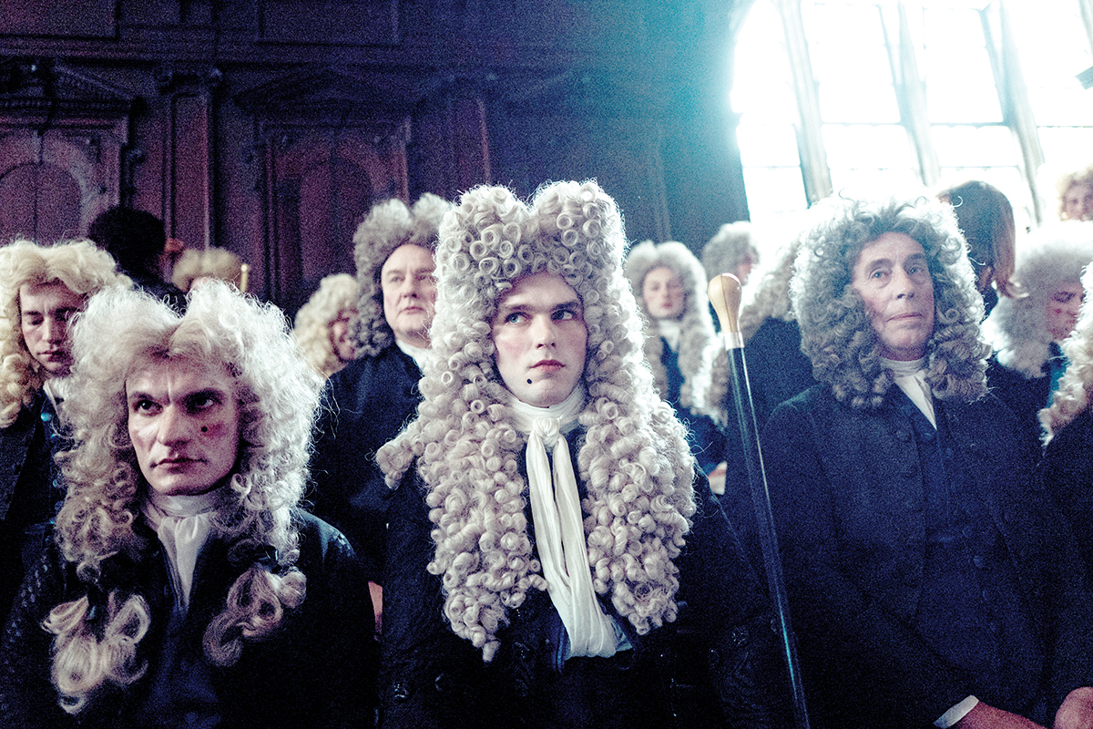Film Review: The Favourite - Metro Weekly