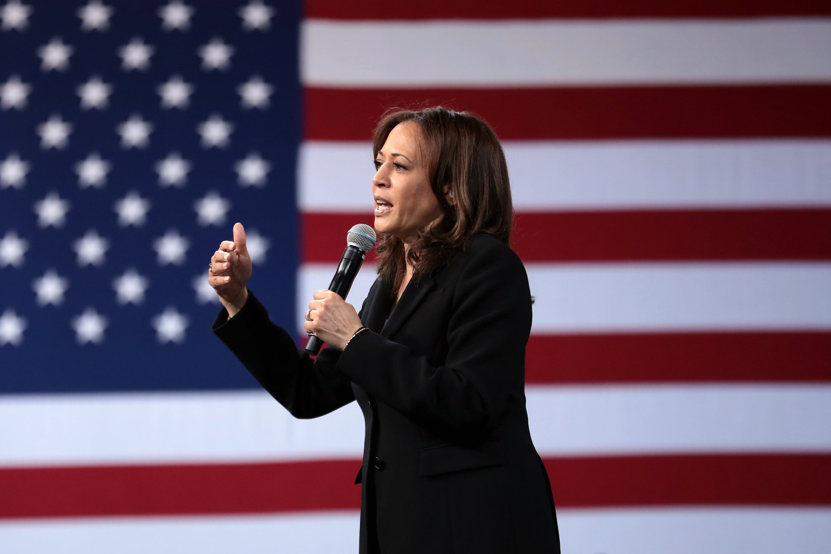 Sen. Kamala Harris -- Photo: Gage Skidmore
