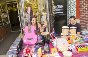 District Bridges Dog Days of Summer Sidewalk Sale -- Photo: Luis Gomez