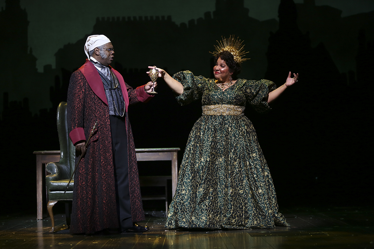Ford's Theatre: Craig Wallace as Scrooge -- Photo: Carol Rosegg