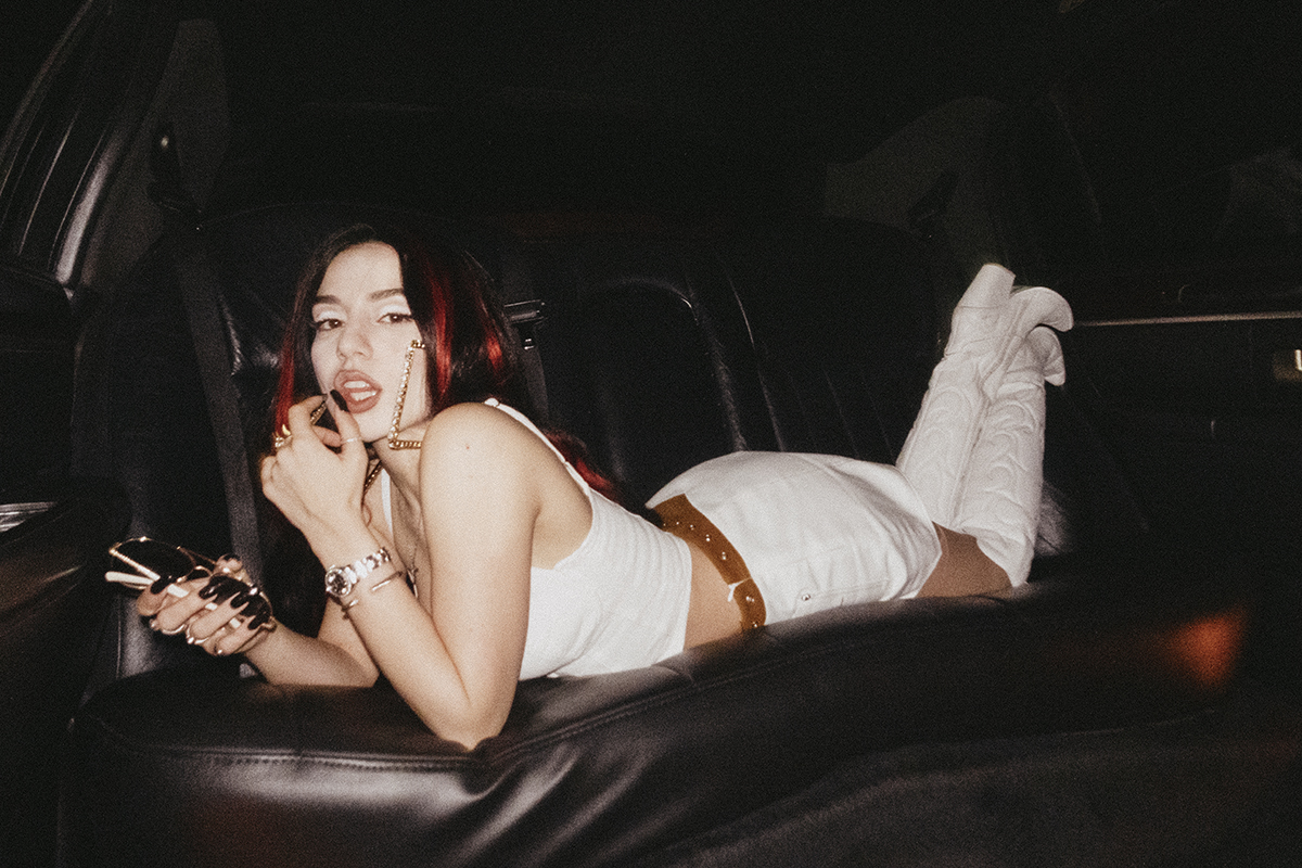 Ava Max: Get Outta My Heart -- Photo: Marilyn Hue