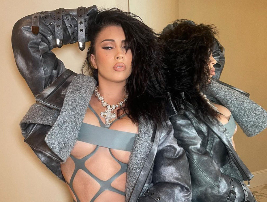 Kali Uchis -- Photo via instagram.com/kaliuchis