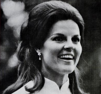 Anita Bryant in 1971 - Photo: Billboard Magazine