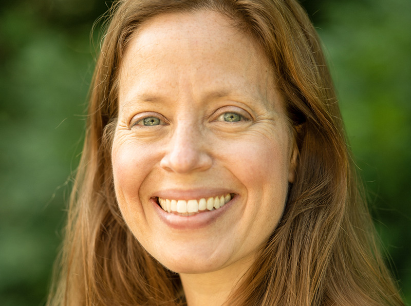 Carrie Stoltzfus: Food and Friends -- Photo: Paco Alacid