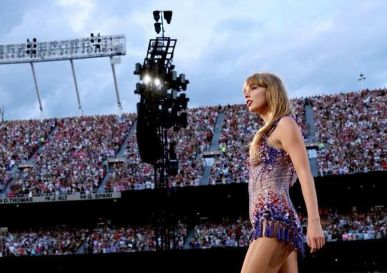 Taylor Swift (instagram.com) (photo by John Shearer)