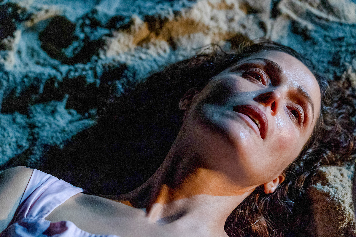 If I Had Legs I'd Kick You: Rose Byrne - Photo: Logan White/A24