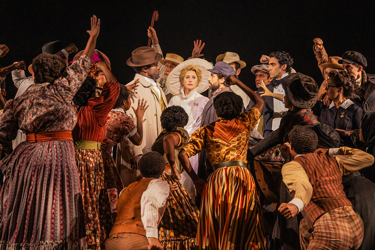 Ragtime: Joshua Henry, Caissie Levy, Brandon Uranowitz, and company - Photo: Matthew Murphy