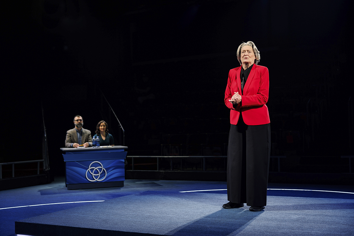The Motion: Nancy Robinette - Photo: Kian McKellar
