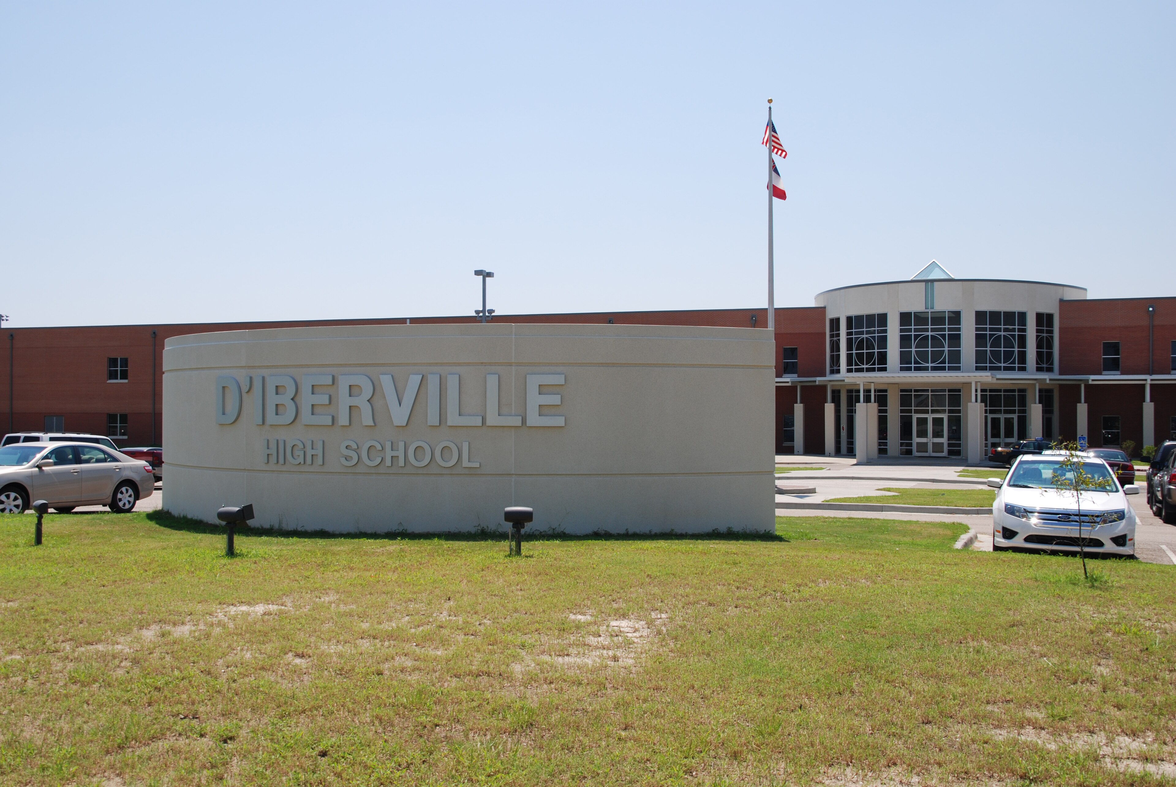 D'Iberville High School - Photo by Tim Burkitt / FEMA via Wikipedia