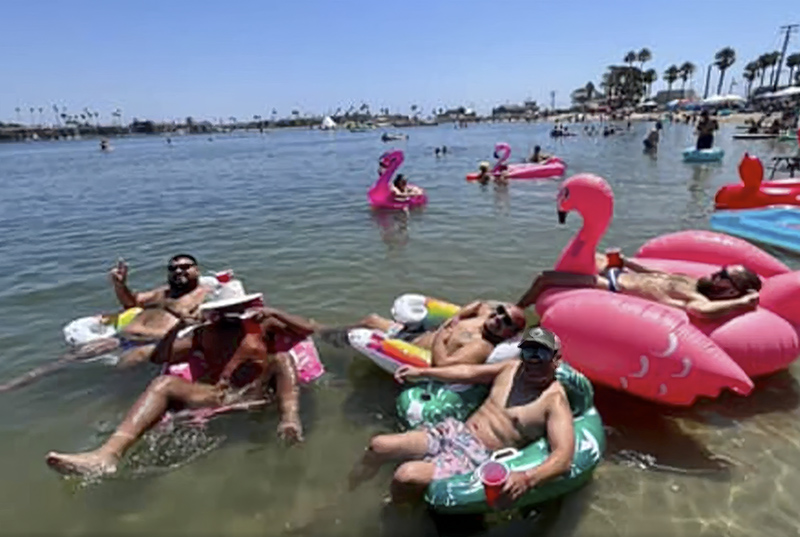 Big Gay Floatilla - NBC Los Angeles screenshot